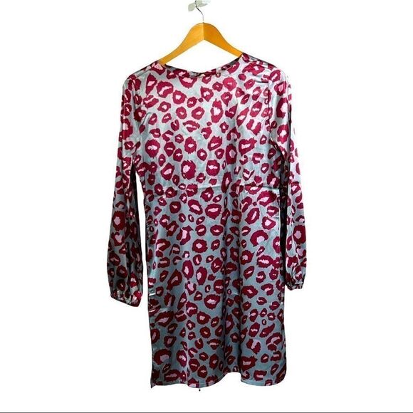 TRACY NEGOSHIAN Women’s Ana Leopard Print Shift Dress Gray/Pink/Red Size Medium - Picture 3 of 12